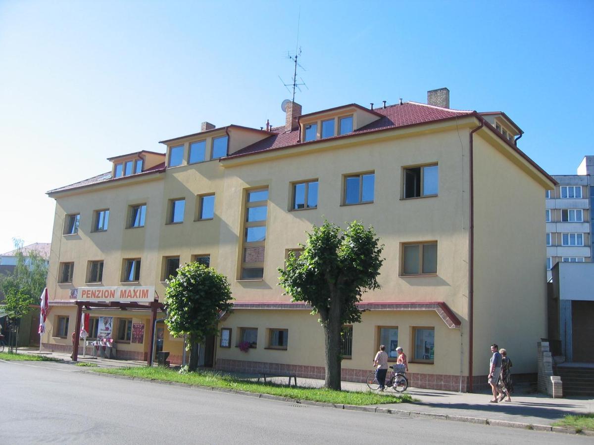 Penzion Maxim Trebon Bagian luar foto