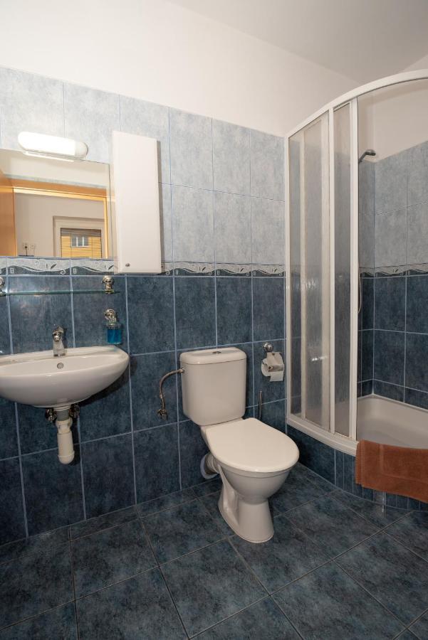 Penzion Maxim Trebon Bagian luar foto