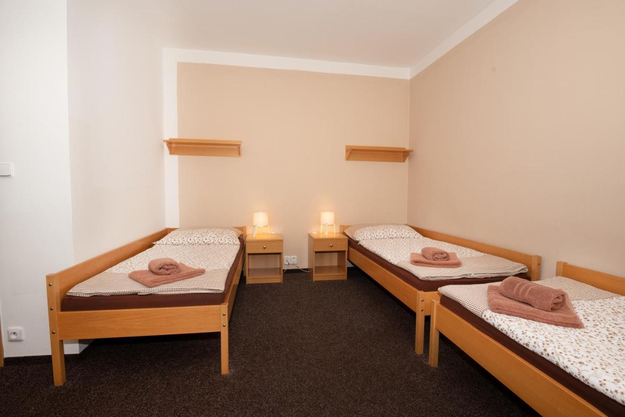 Penzion Maxim Trebon Bagian luar foto